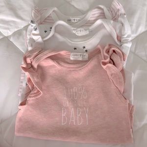 Rabbit bear 6 month onsies. Organic cotton.